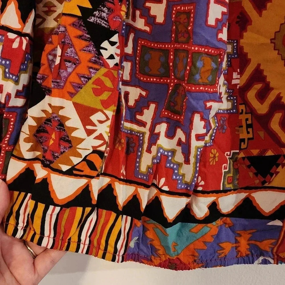 Christian Siriano colorful cropped quarter sleeve blouse size Medium - Picture 3 of 9